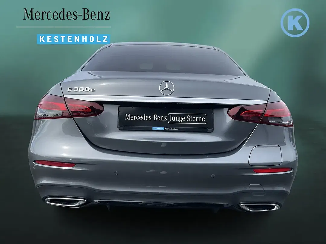 Mercedes-Benz E 300 - Thumbnail 6