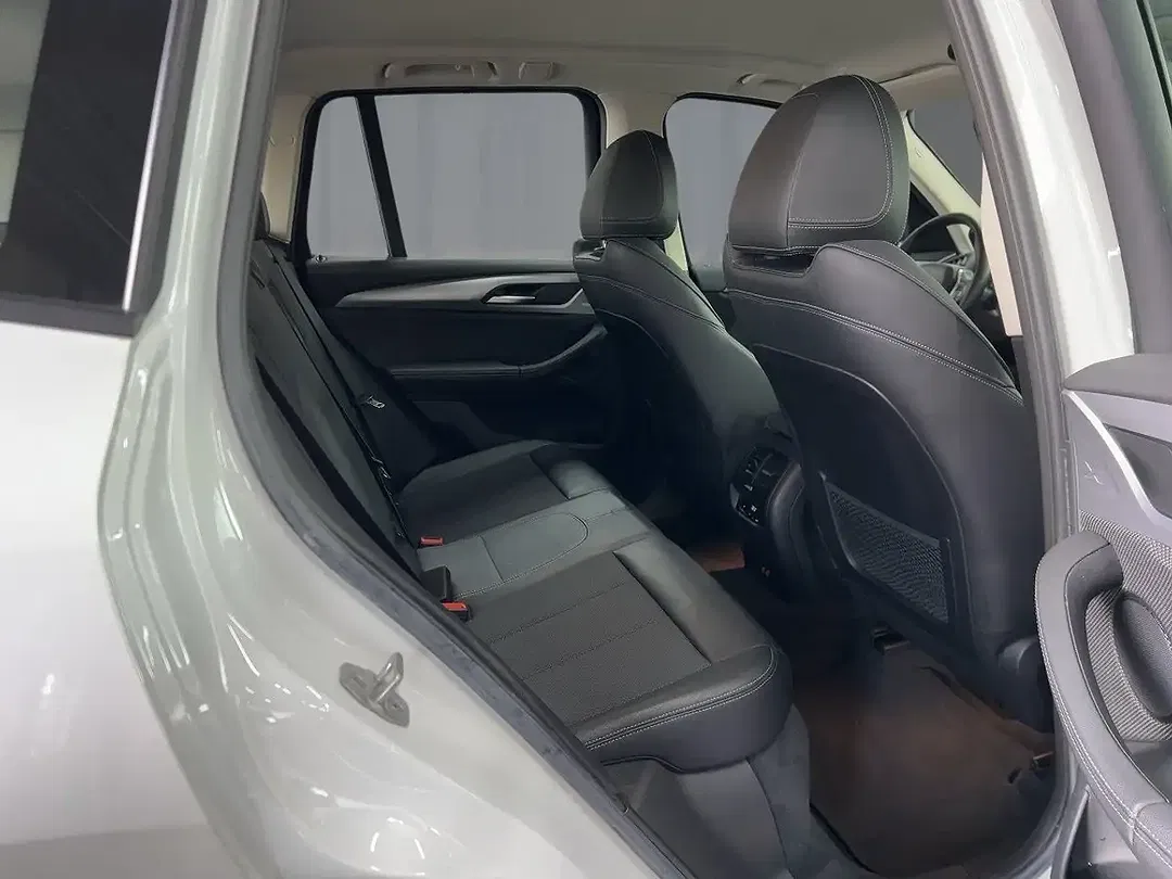 BMW X3 - Thumbnail 7