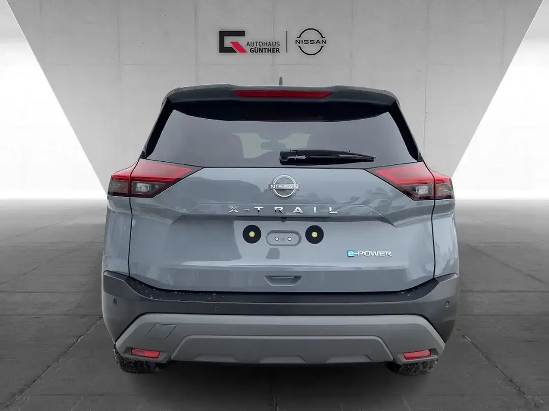 Nissan X-Trail - Thumbnail 2