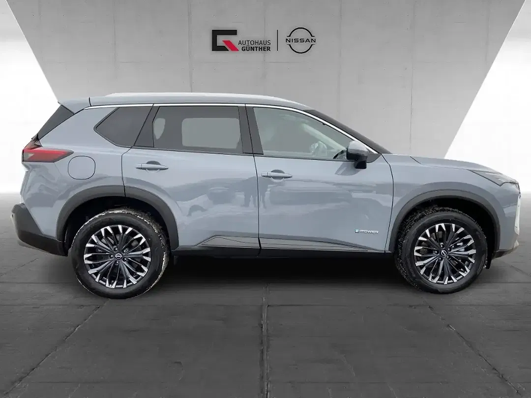Nissan X-Trail - Thumbnail 4