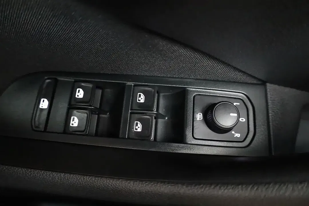 Skoda Kamiq - Thumbnail 8