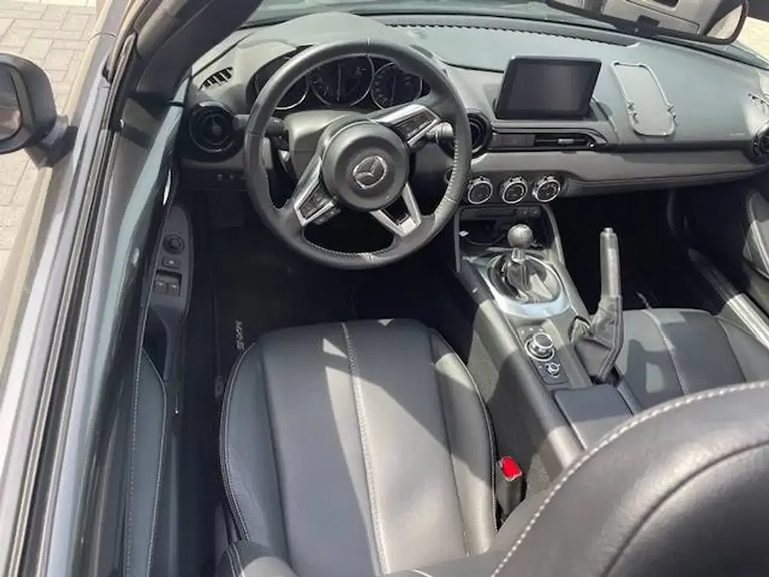 Mazda MX-5 - Thumbnail 8