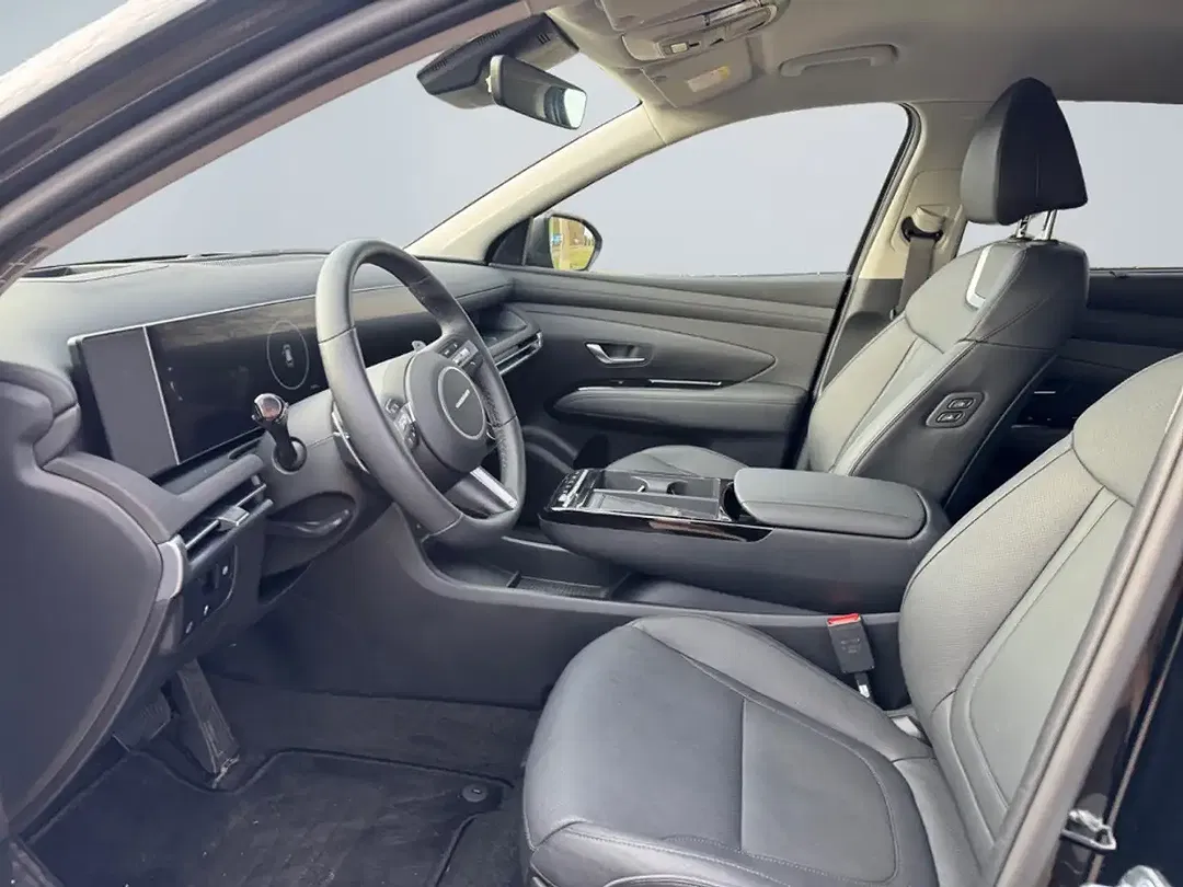 Hyundai TUCSON - Thumbnail 9
