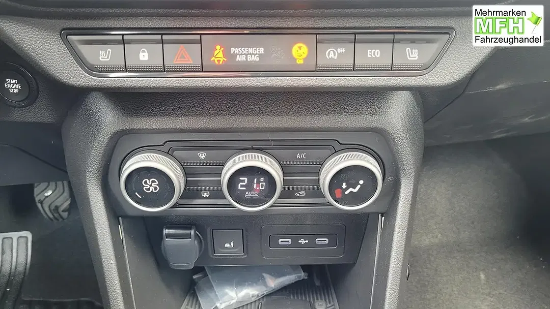 Dacia Sandero - Thumbnail 11