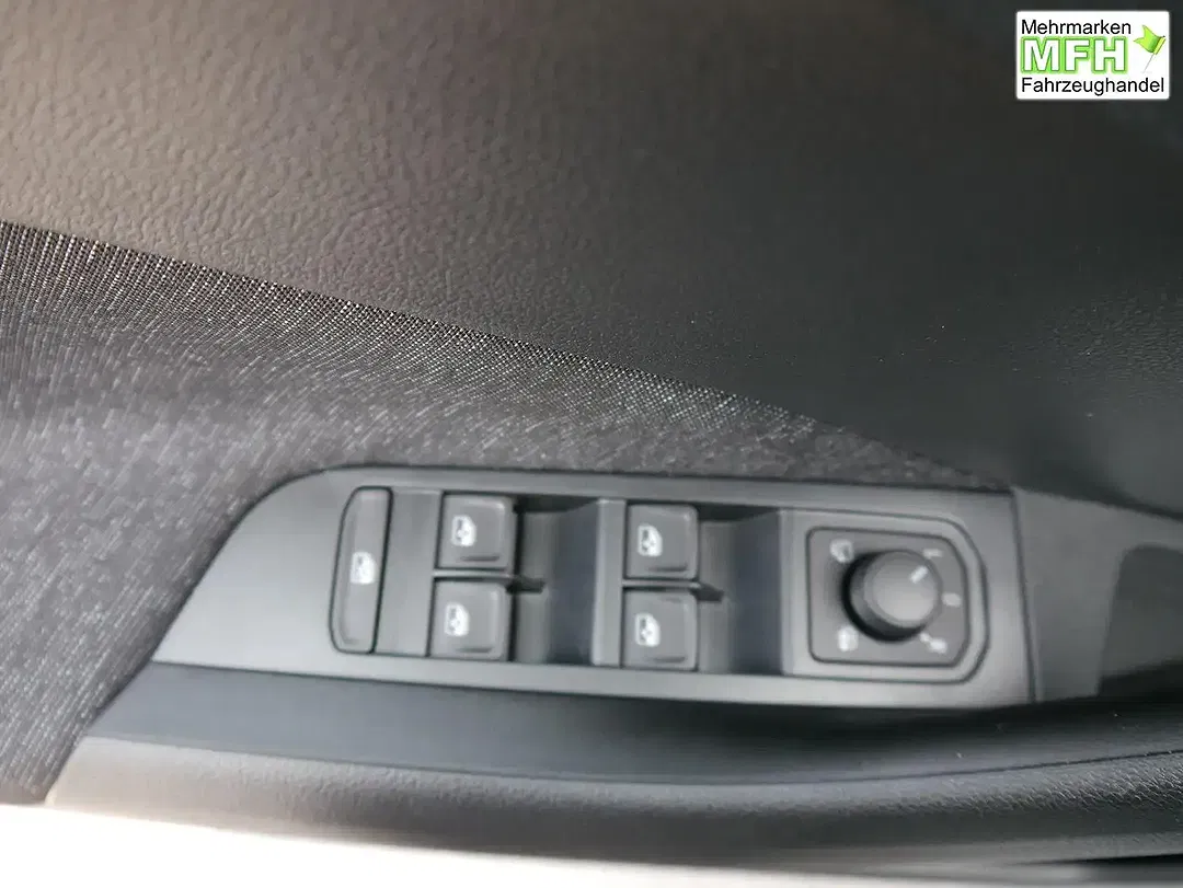 Skoda Kamiq - Thumbnail 8