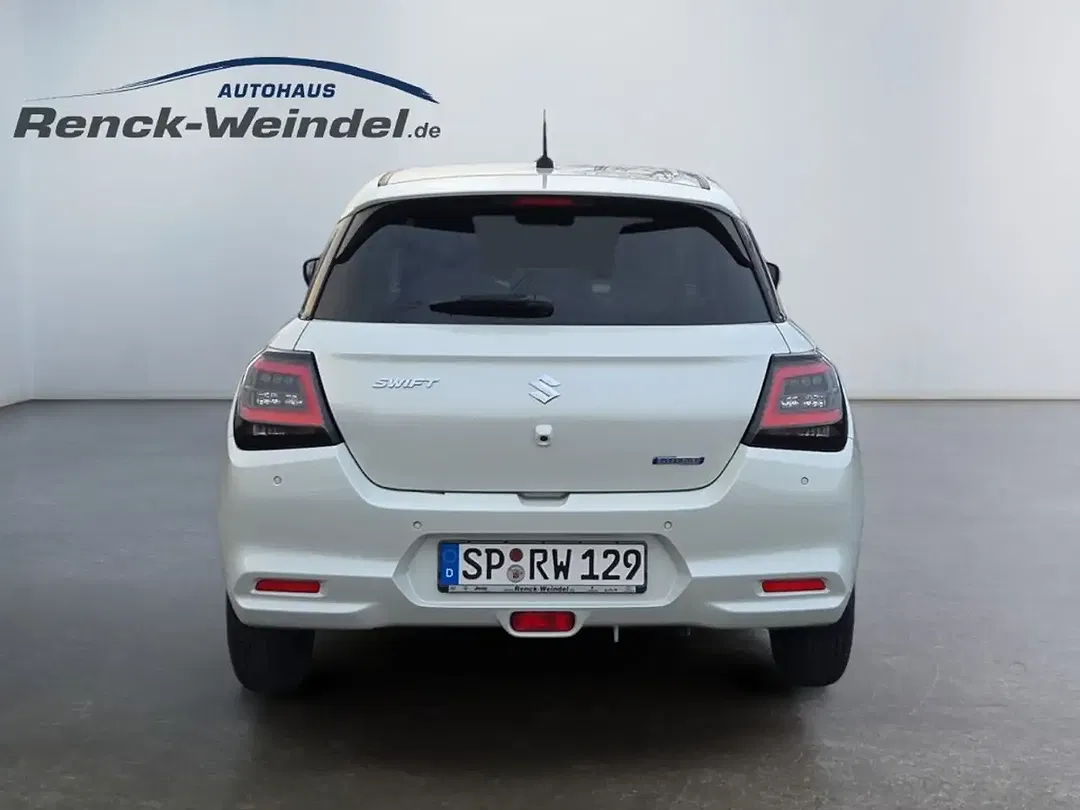 Suzuki Swift - Thumbnail 4