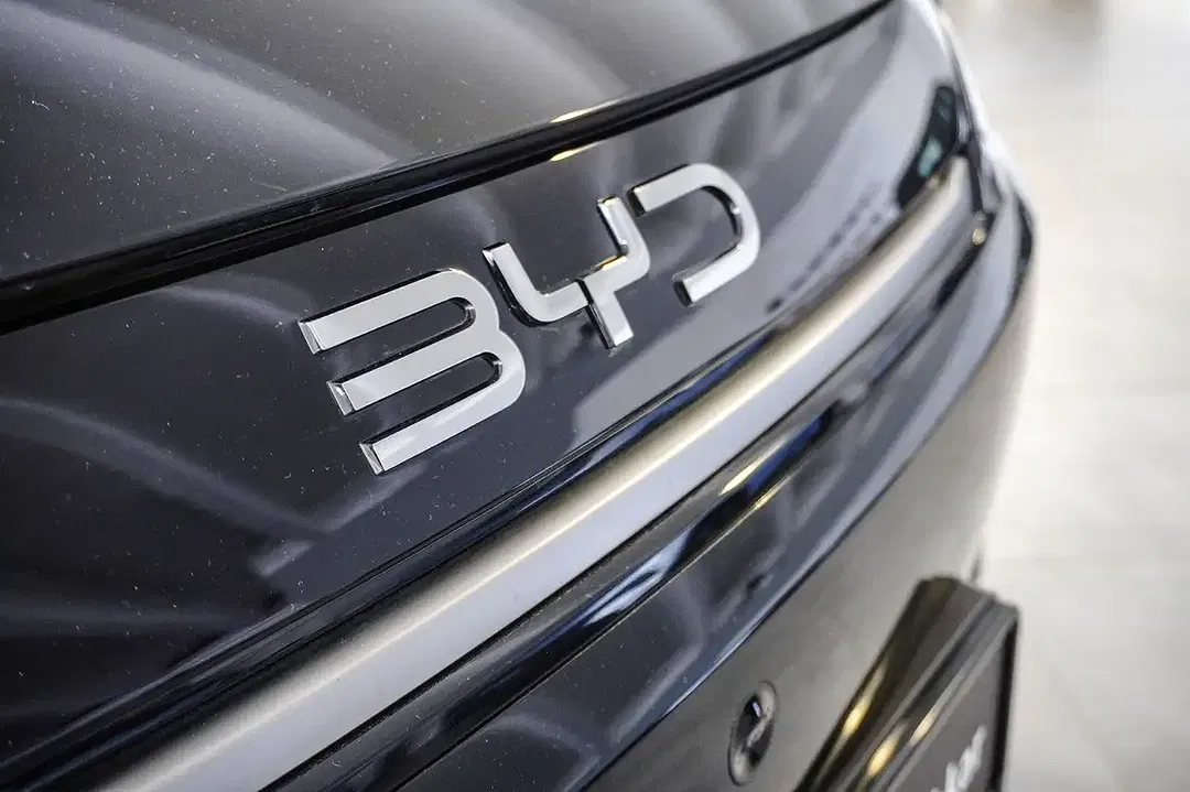 BYD Atto 2 - Thumbnail 3