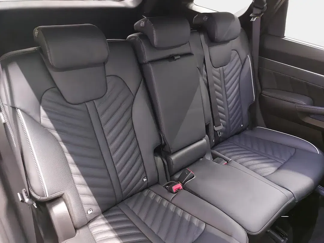 Kia Sorento - Thumbnail 18