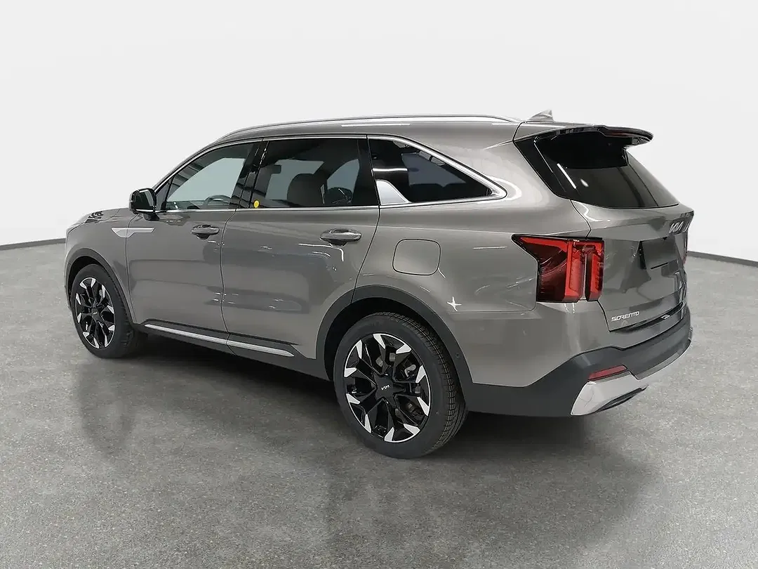 Kia Sorento - Thumbnail 4