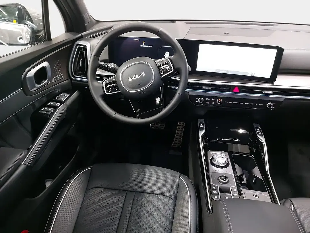 Kia Sorento - Thumbnail 8