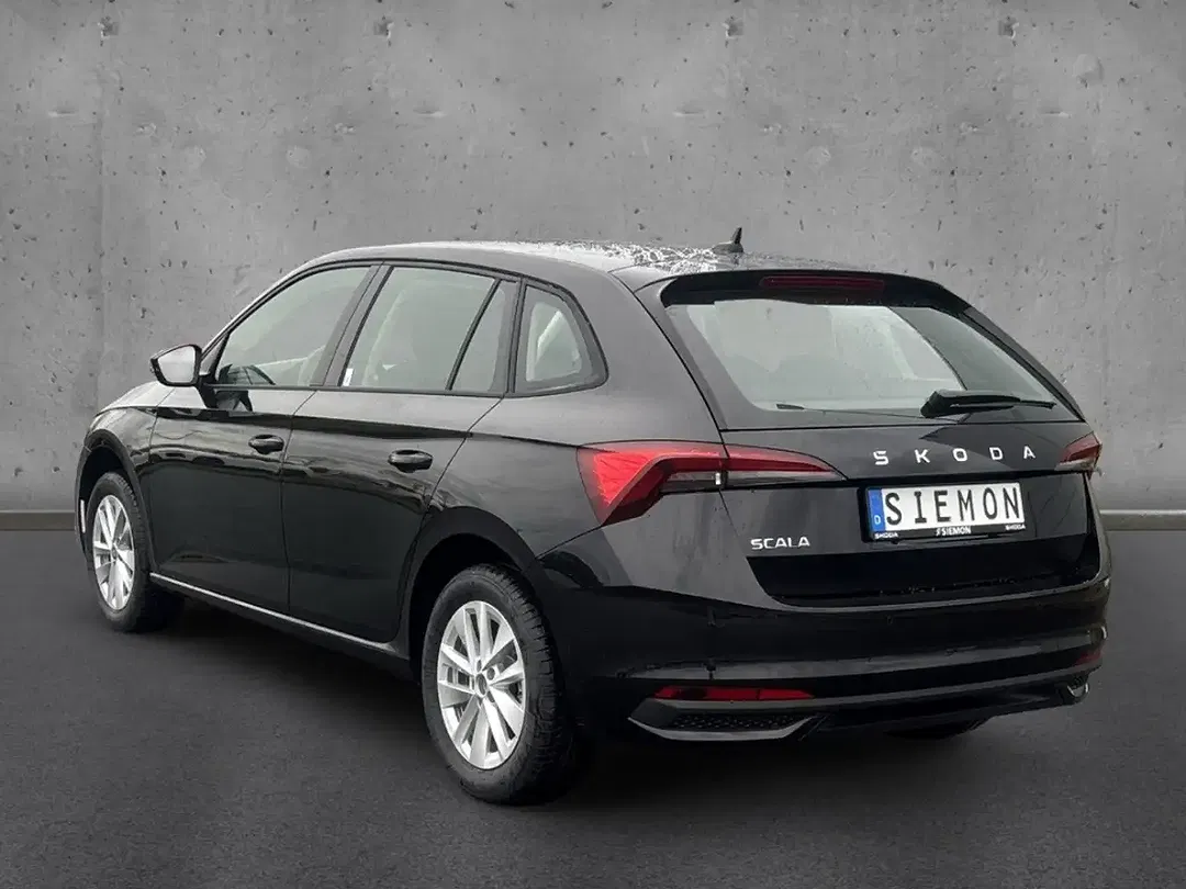 Skoda Scala - Thumbnail 3