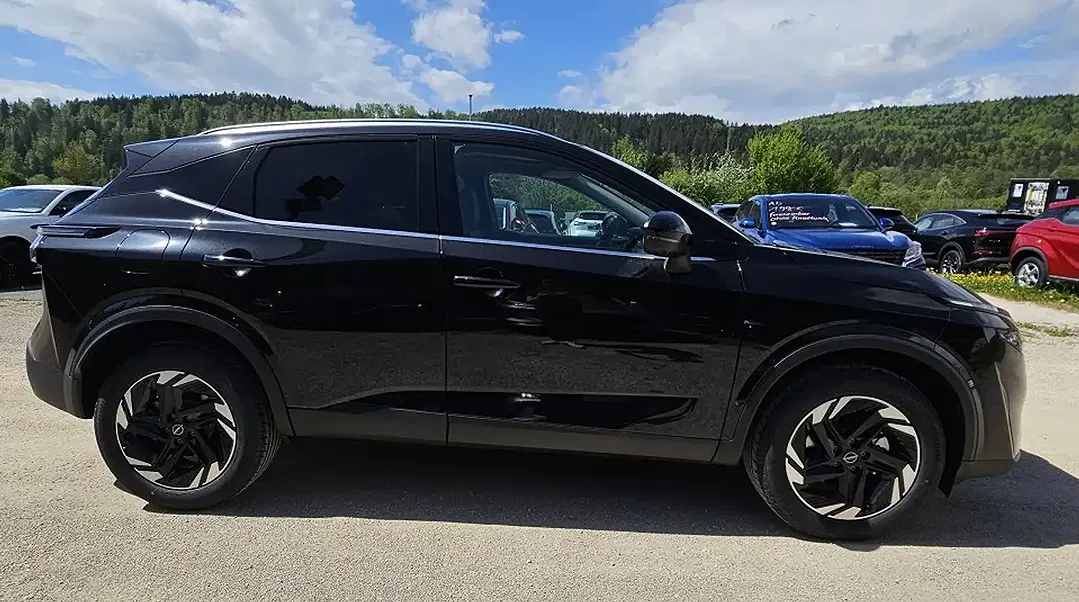 Nissan Qashqai - Thumbnail 4