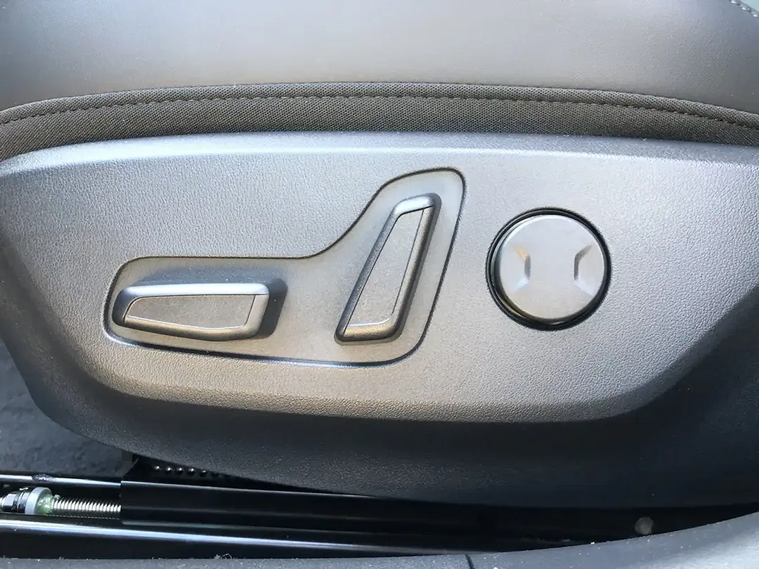Kia EV4 - Thumbnail 10