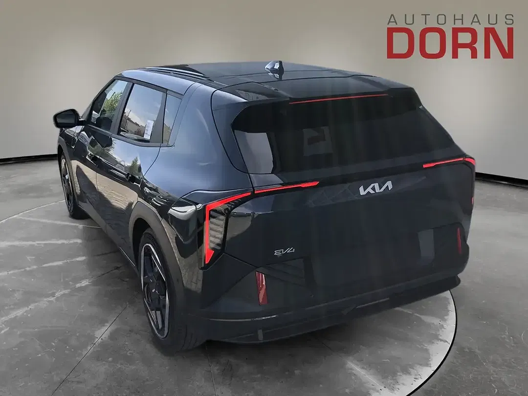 Kia EV4 - Thumbnail 2