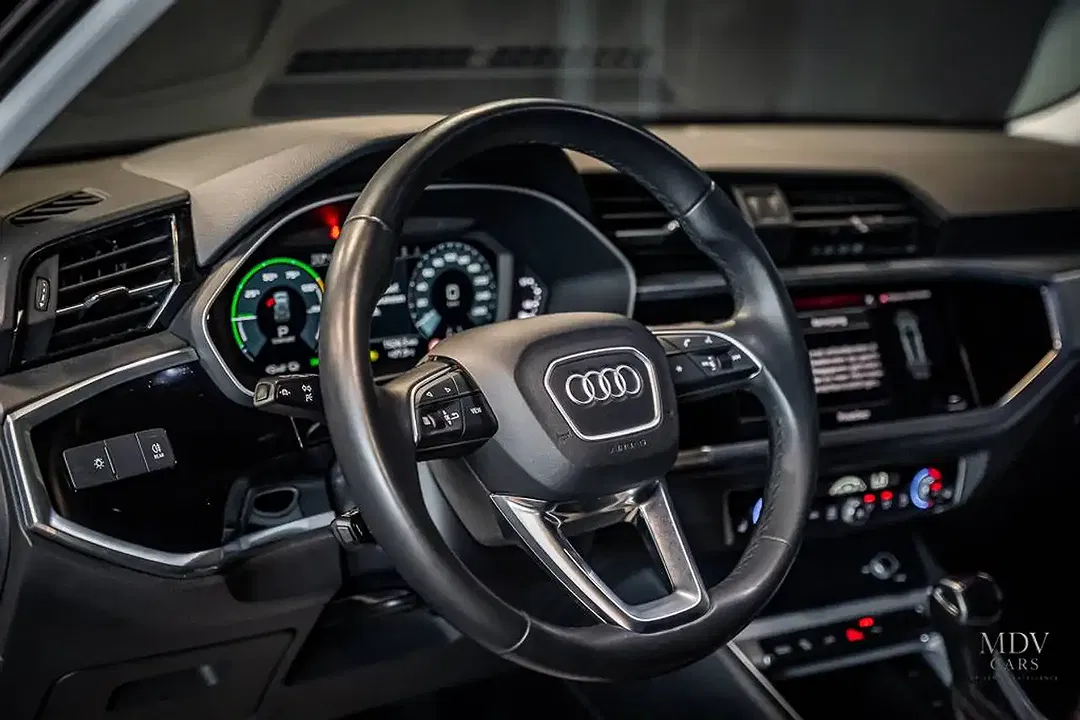 Audi Q3 - Thumbnail 7