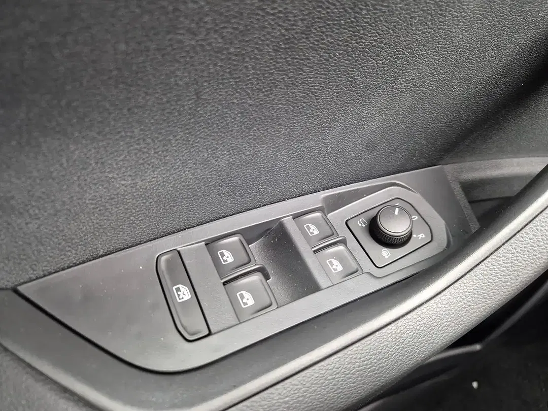 Skoda Karoq - Thumbnail 13