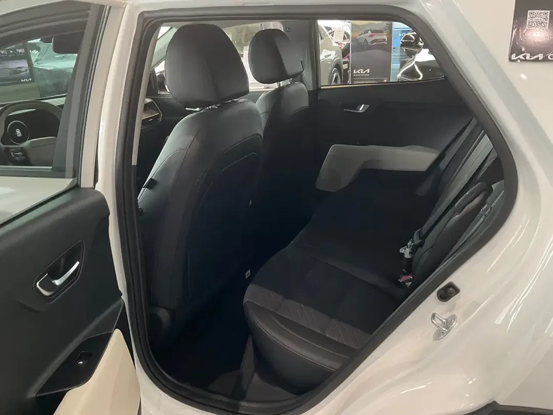 Kia Stonic - Thumbnail 9
