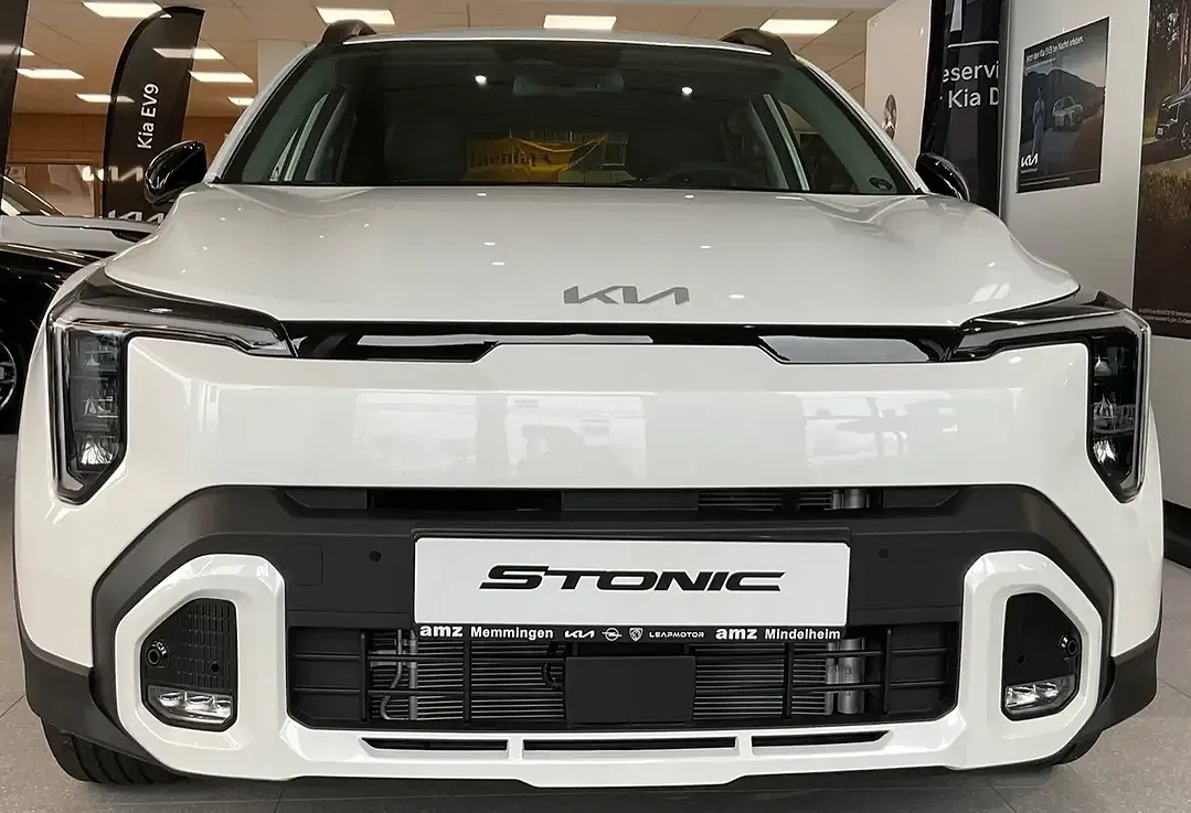 Kia Stonic - Thumbnail 2