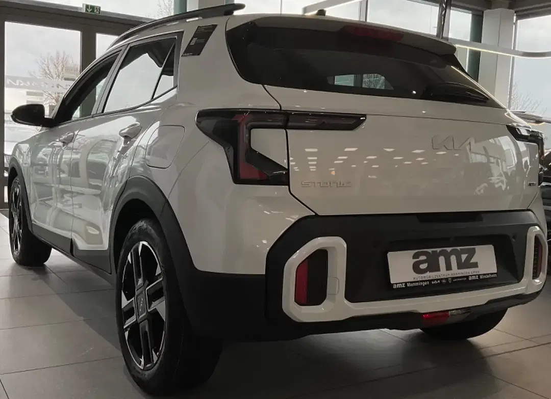 Kia Stonic - Thumbnail 5