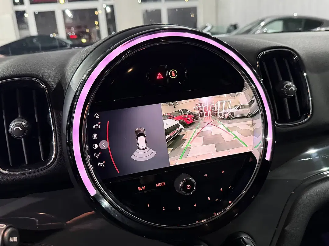 MINI Cooper Countryman - Thumbnail 13