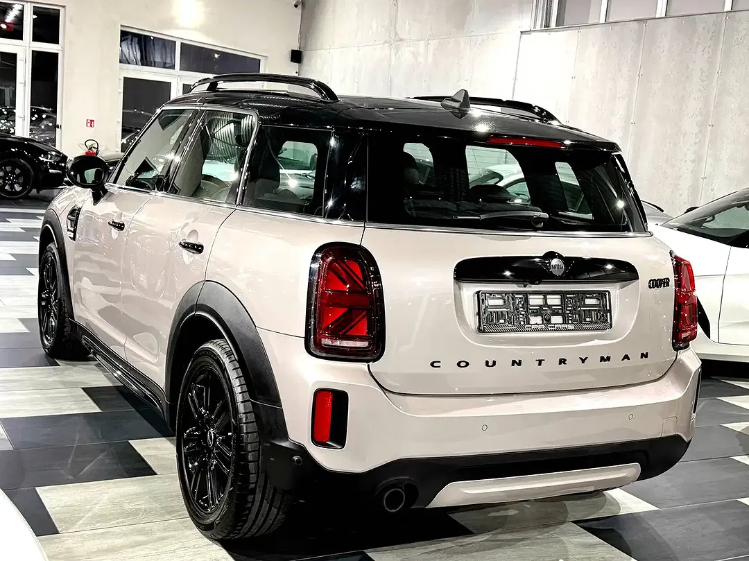 MINI Cooper Countryman - Thumbnail 4