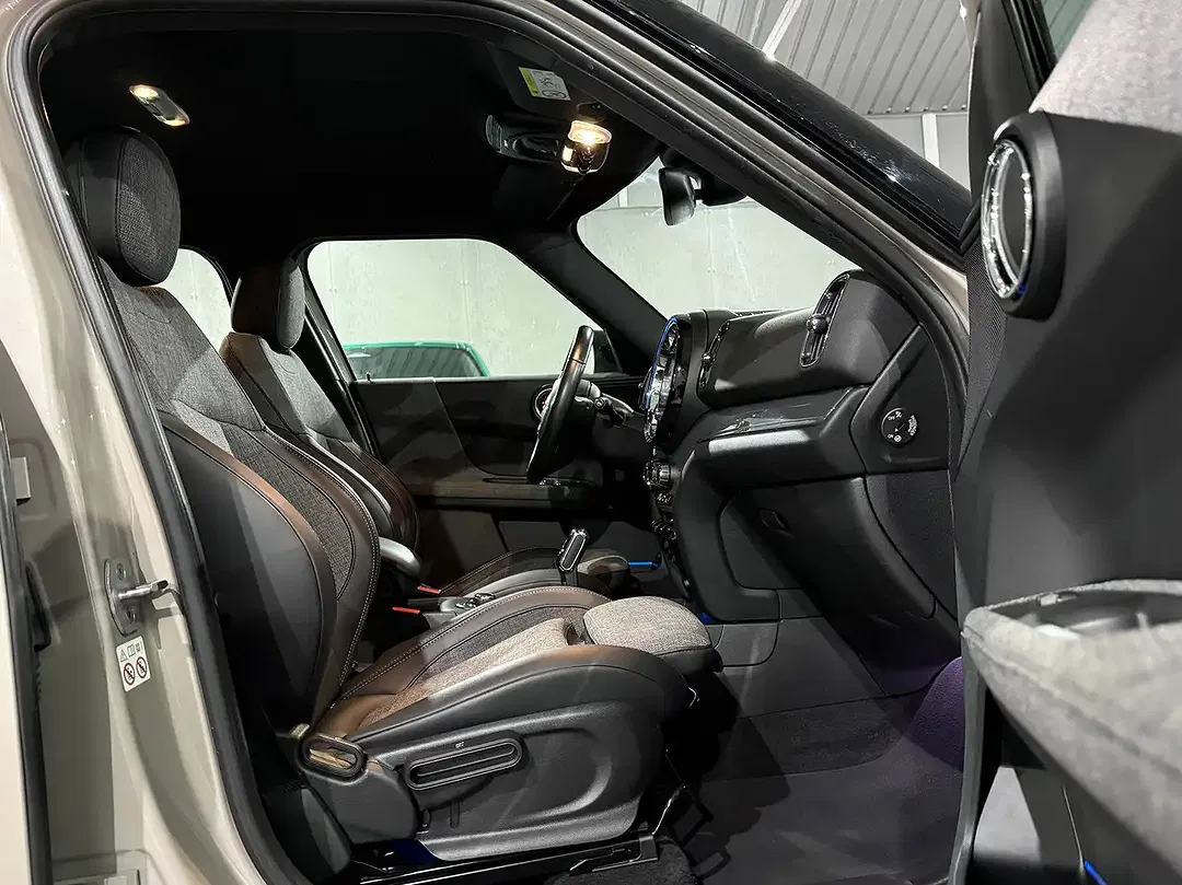 MINI Cooper Countryman - Thumbnail 8