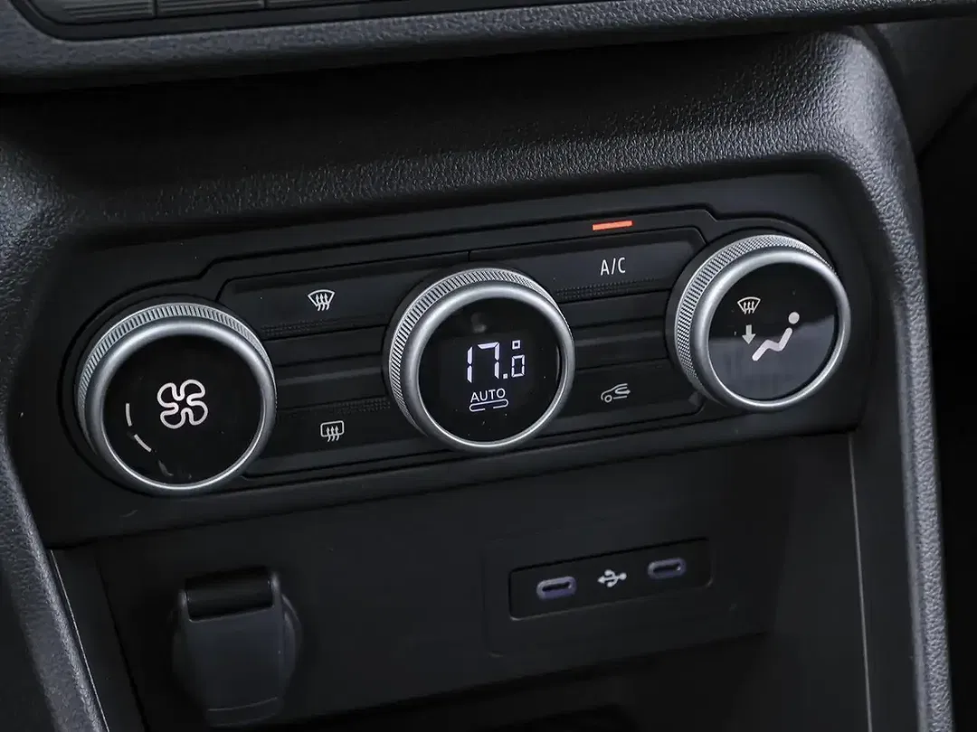 Dacia Sandero - Thumbnail 15