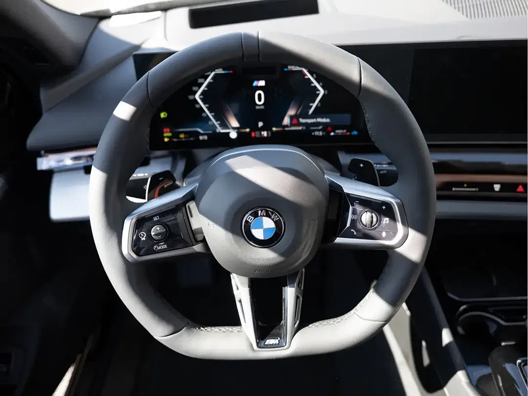 BMW 520 - Thumbnail 11