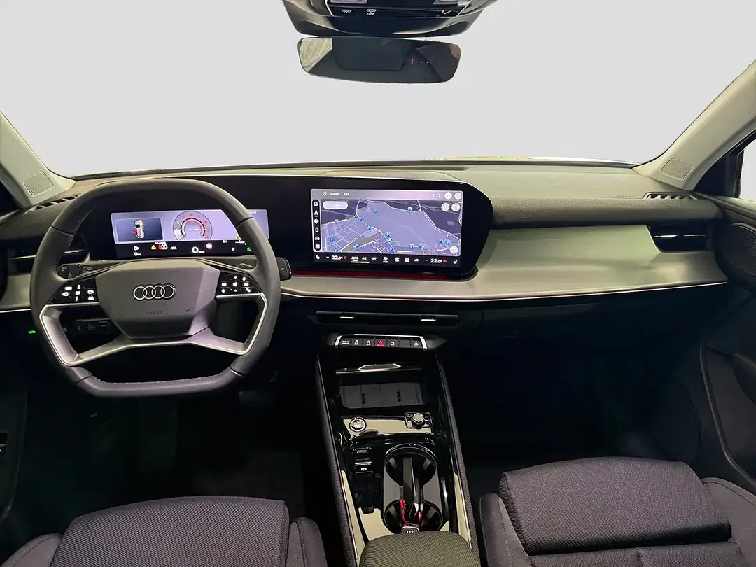 Audi Q3 - Thumbnail 5