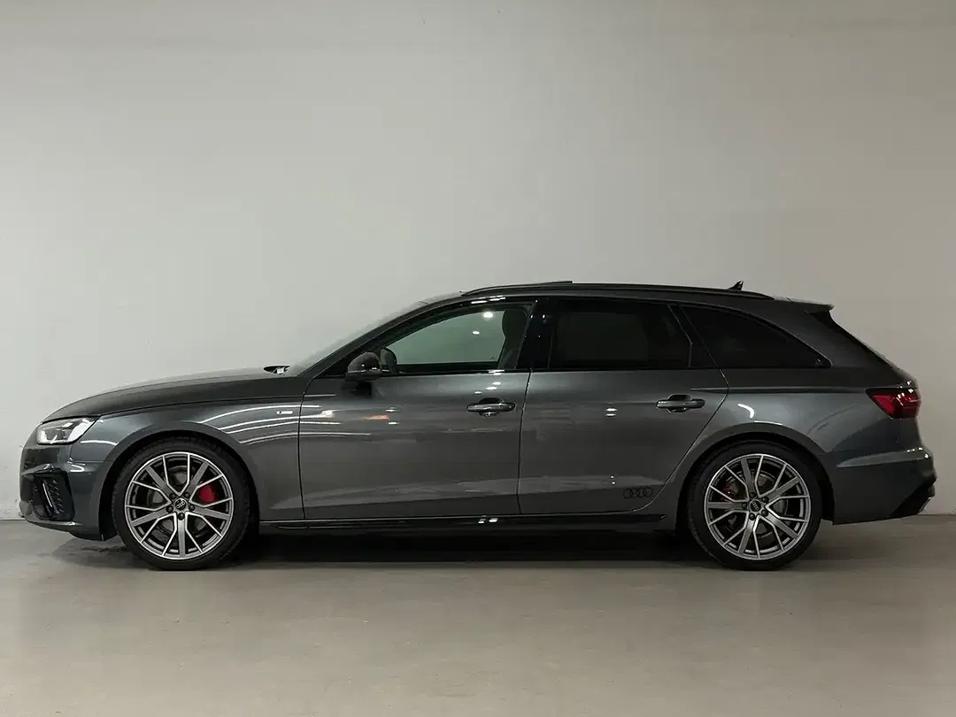 Audi A4 - Thumbnail 4