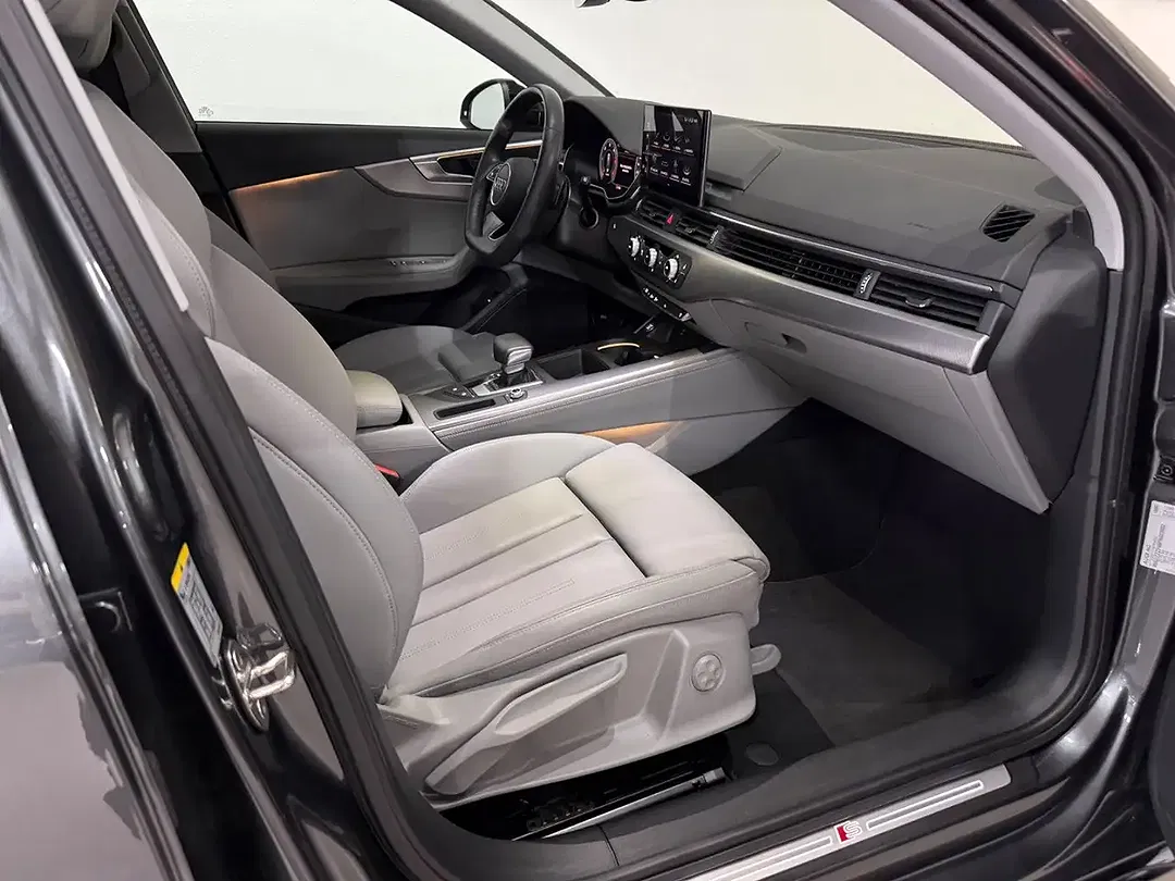 Audi A4 - Thumbnail 9