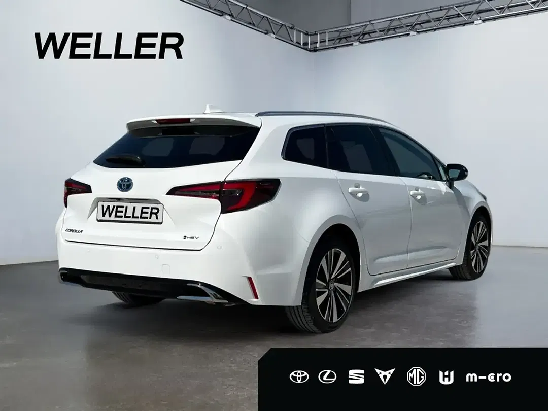 Toyota Corolla - Thumbnail 4
