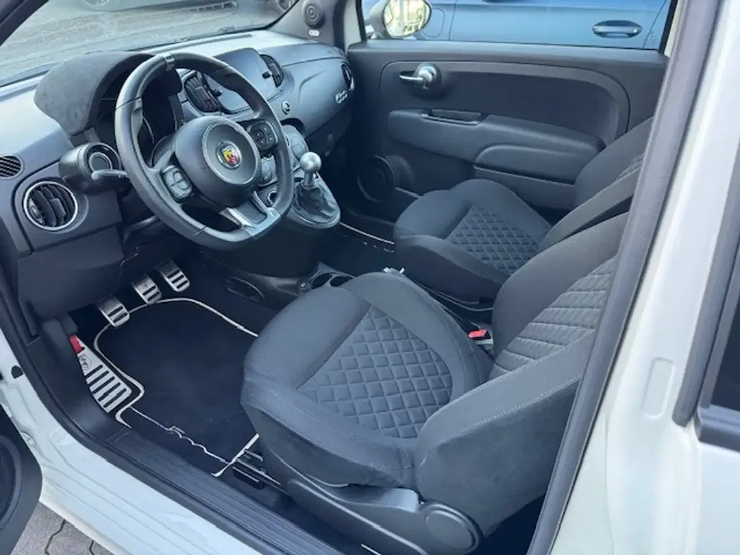 Abarth 695 - Thumbnail 8