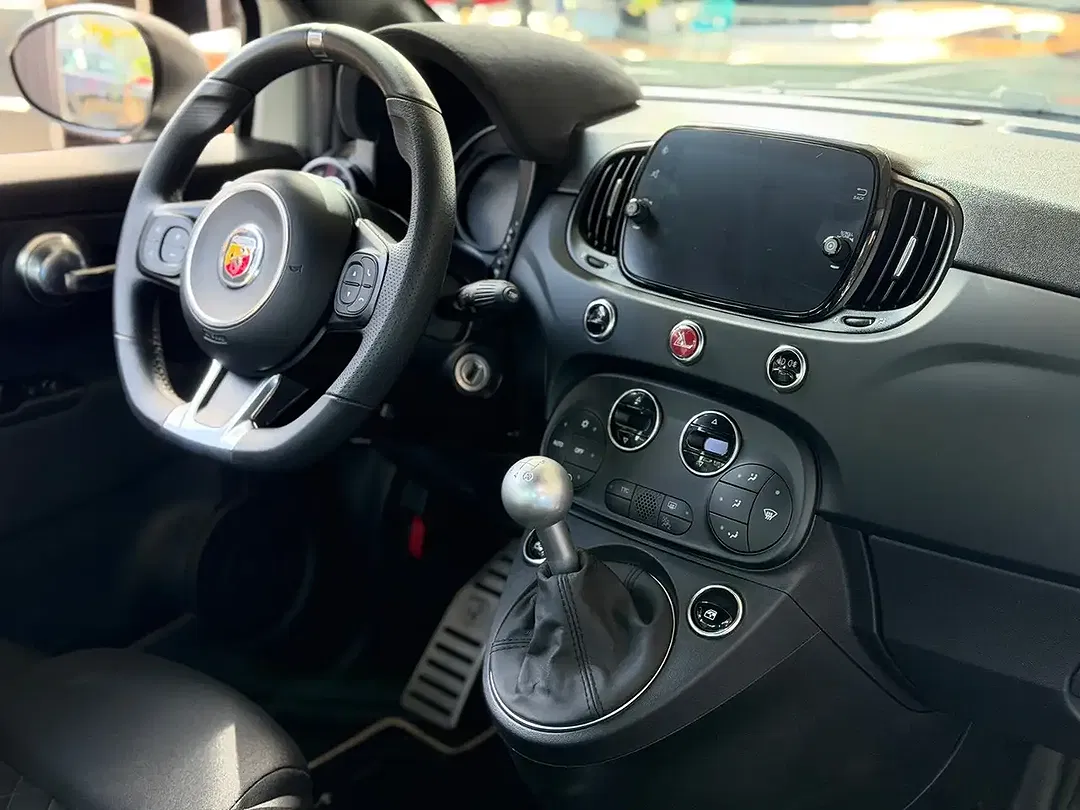 Abarth 695 - Thumbnail 9