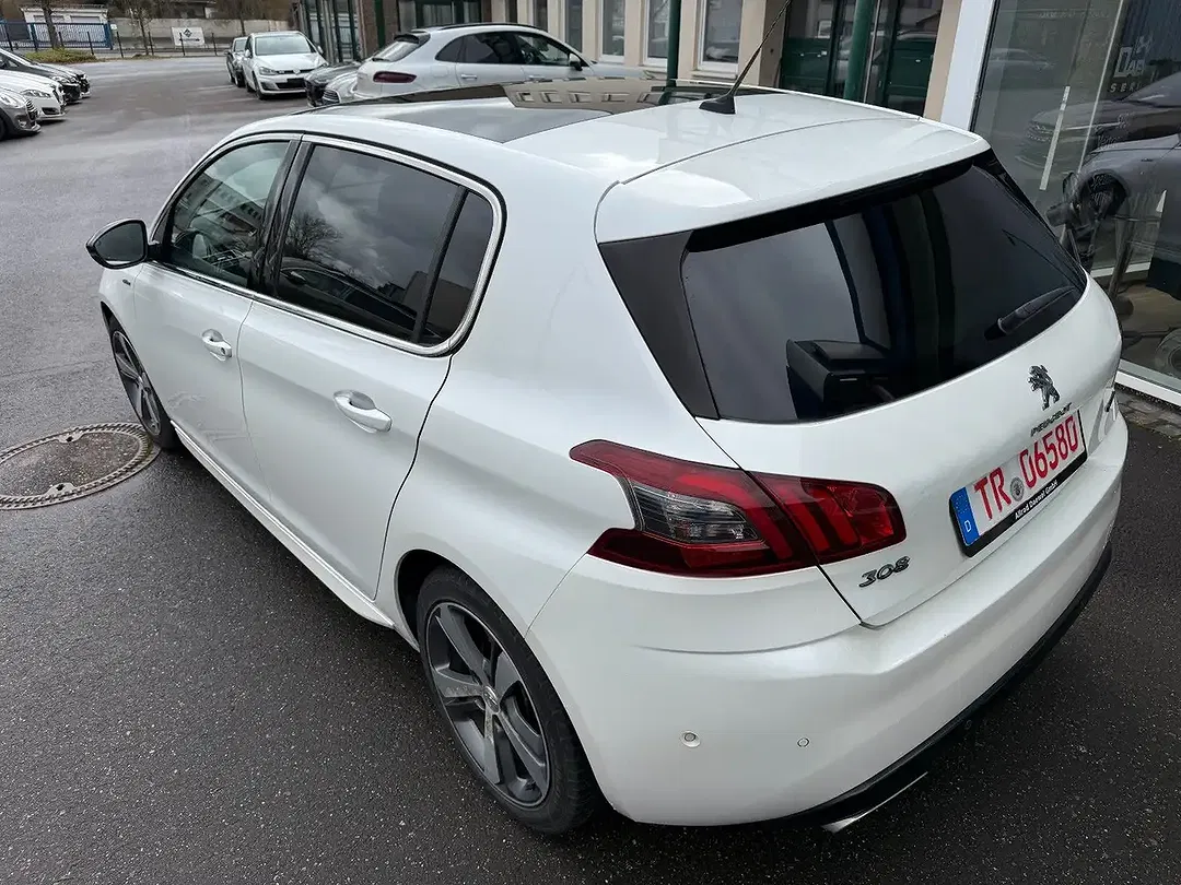 Peugeot 308 - Thumbnail 10