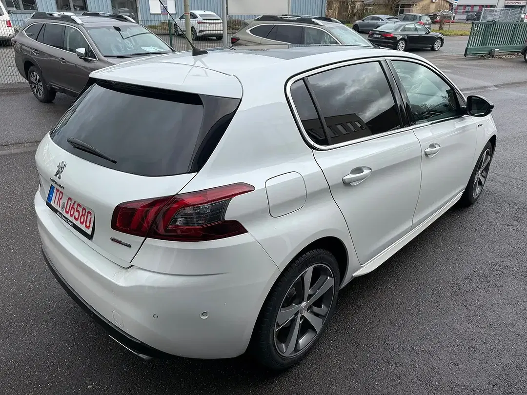 Peugeot 308 - Thumbnail 2