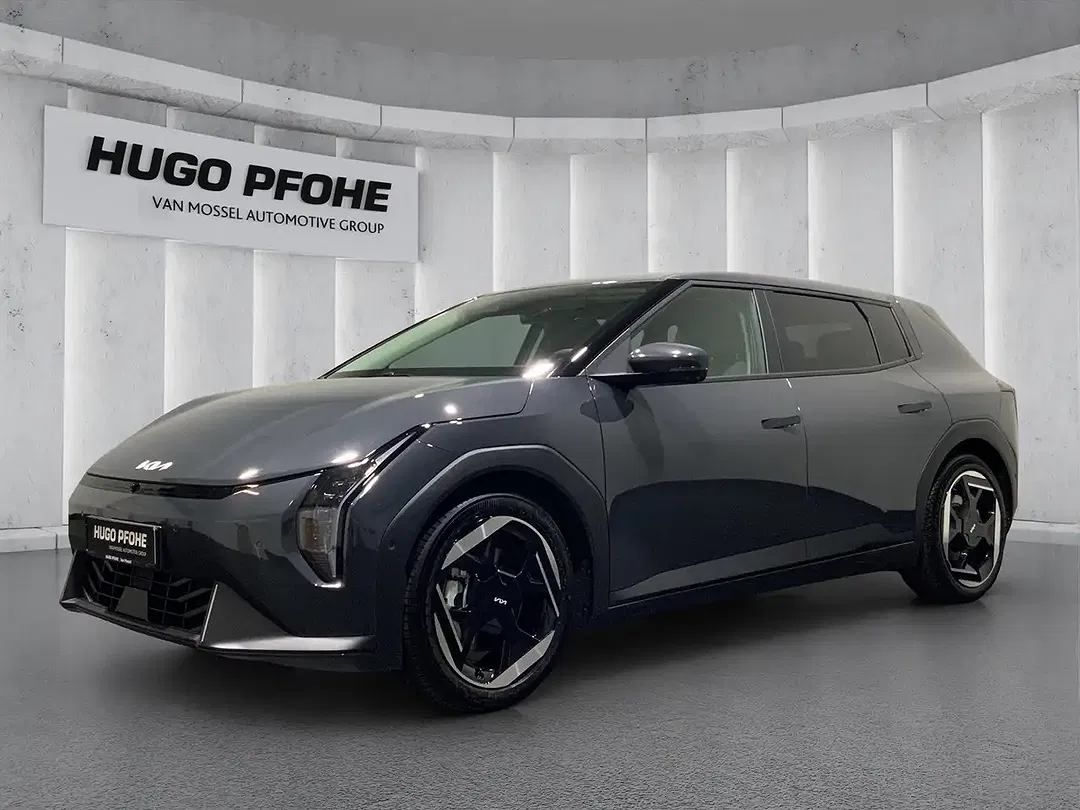 Kia EV4 - Thumbnail 1