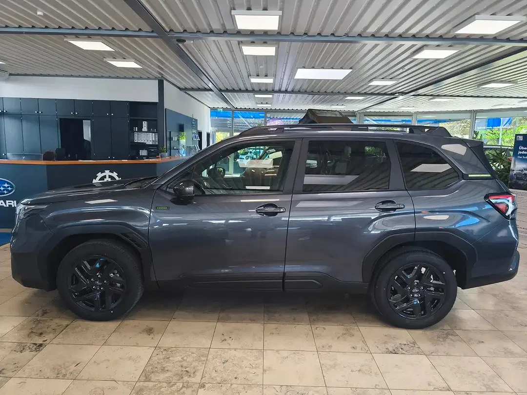 Subaru Forester - Thumbnail 2