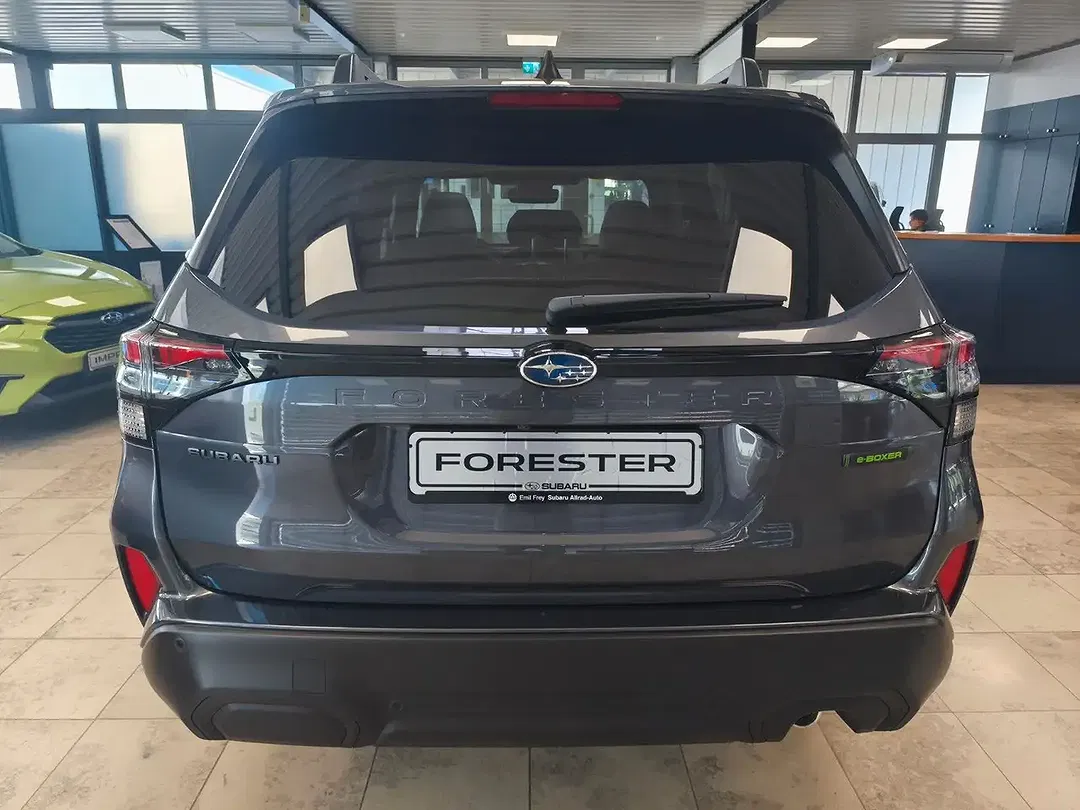 Subaru Forester - Thumbnail 4
