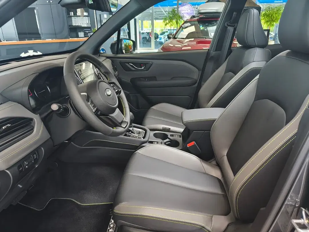 Subaru Forester - Thumbnail 9