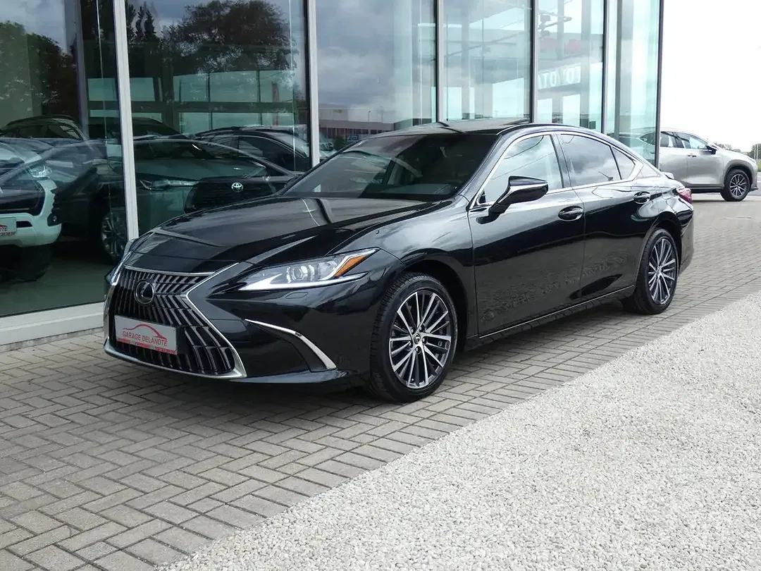 Lexus ES 300 - Thumbnail 3