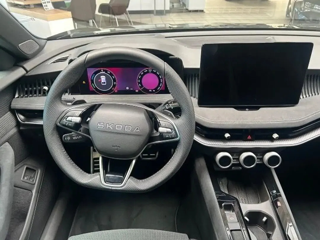 Skoda Superb - Thumbnail 15