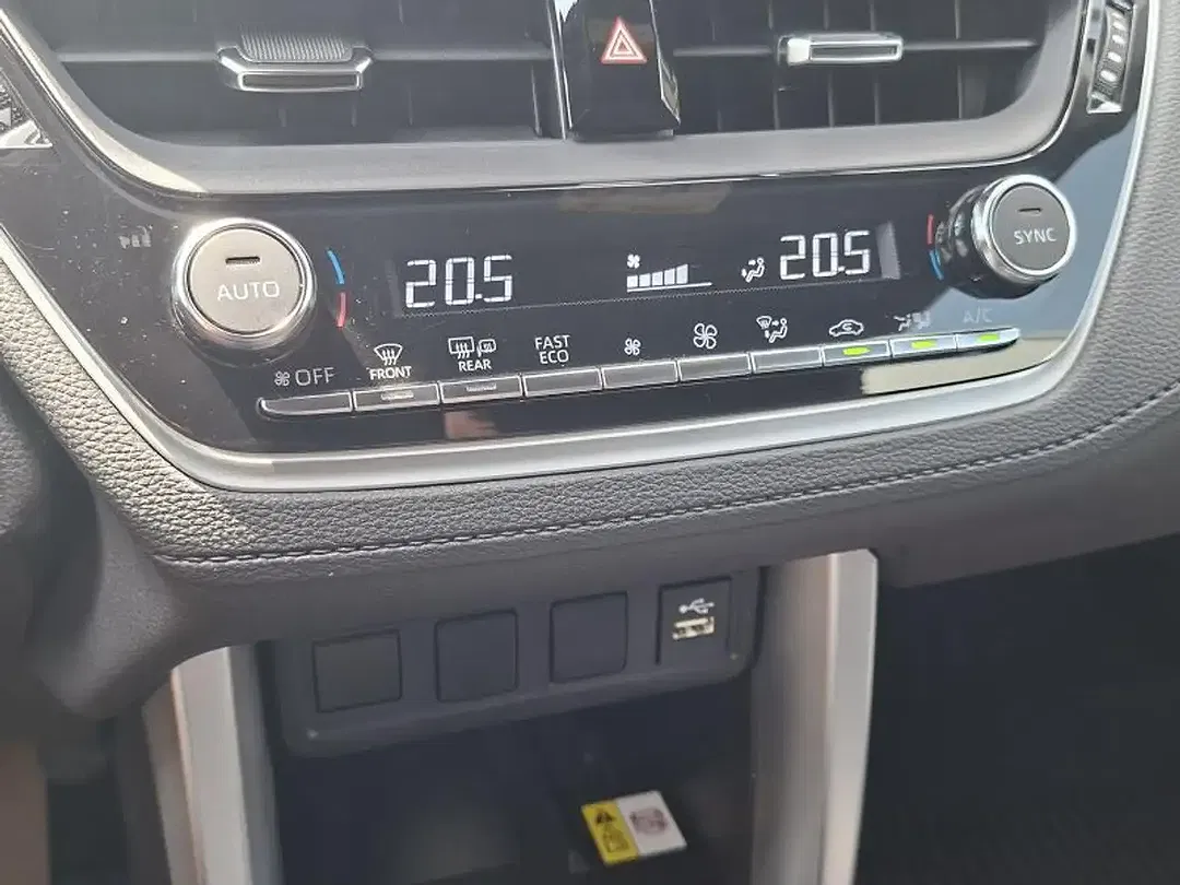 Toyota Corolla Cross - Thumbnail 6