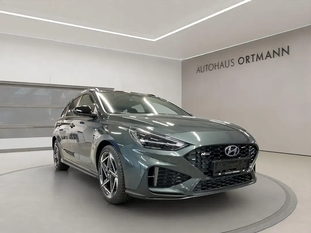 Hyundai i30 - Thumbnail 1