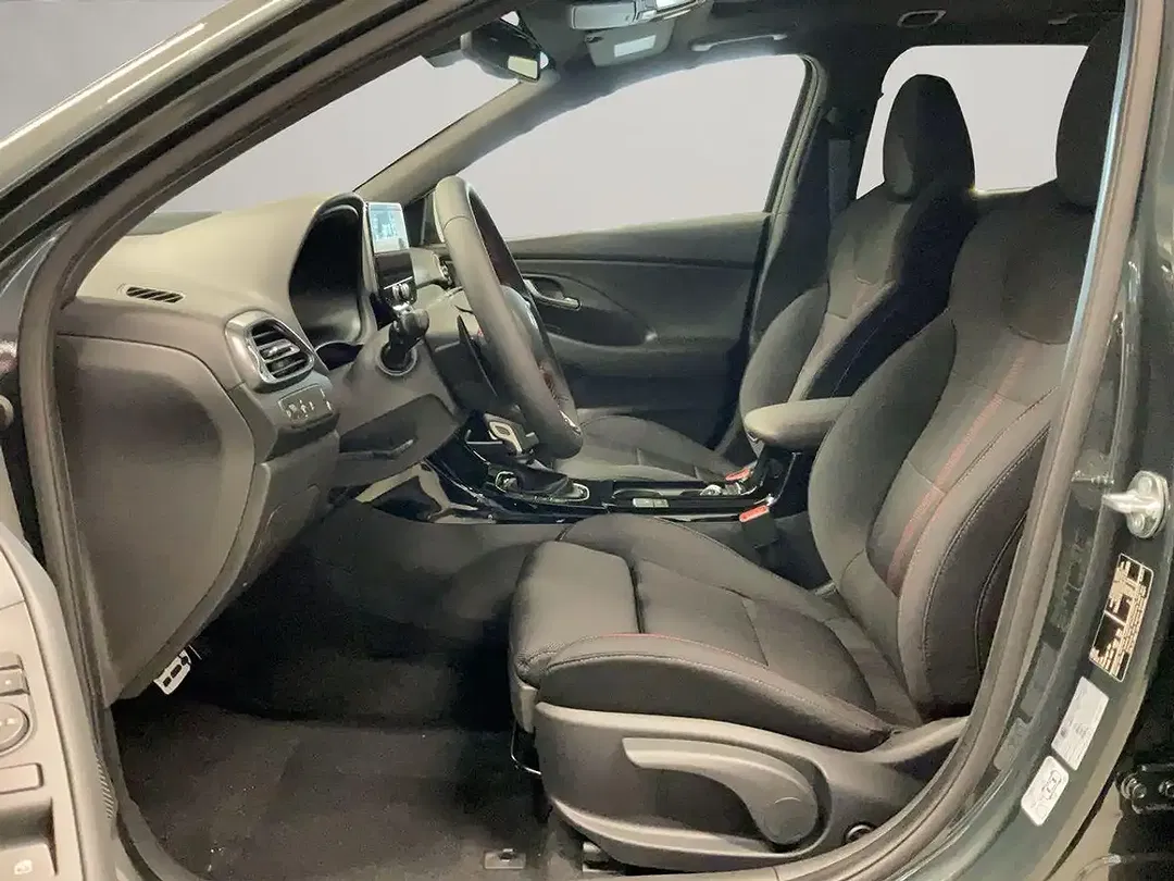 Hyundai i30 - Thumbnail 11
