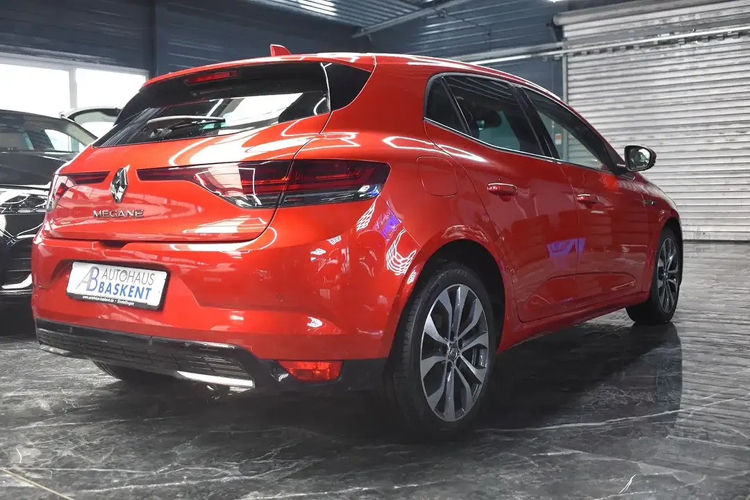 Renault Megane - Thumbnail 4