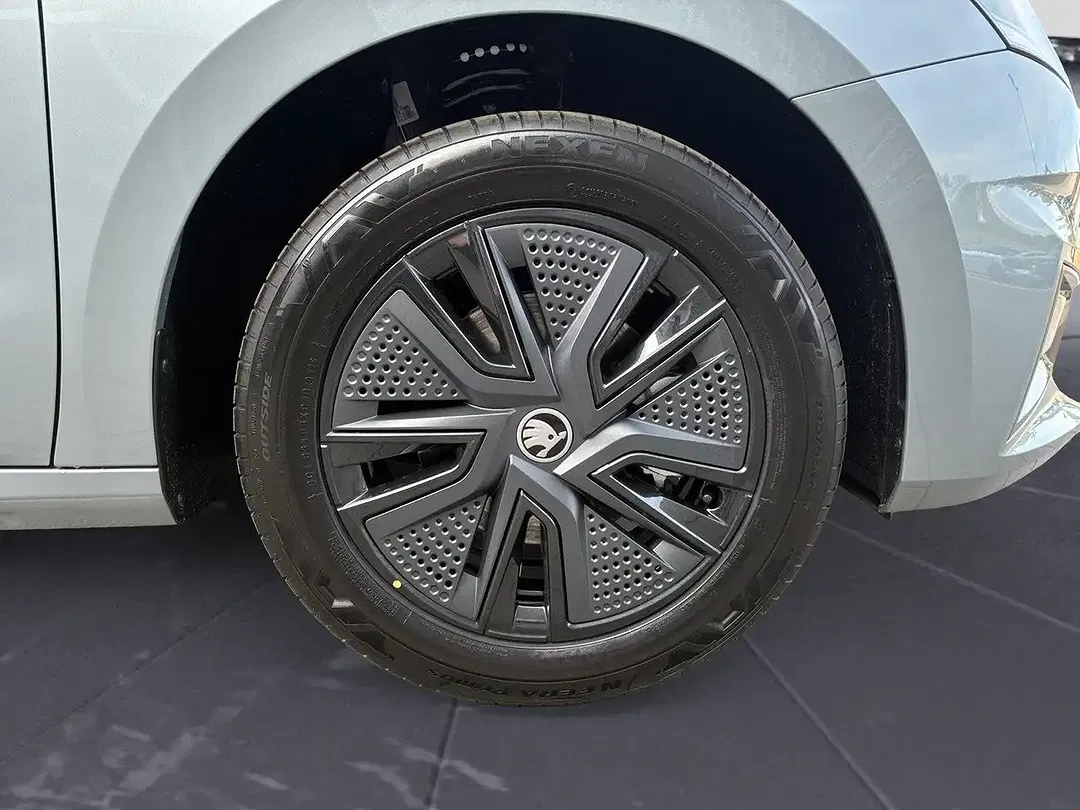 Skoda Fabia - Thumbnail 9