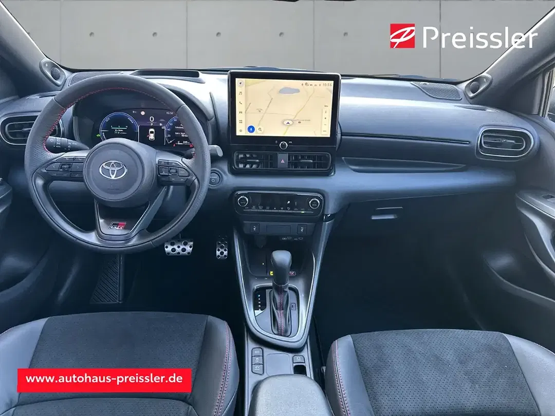 Toyota Yaris - Thumbnail 15