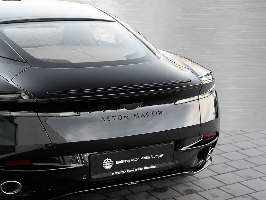 Aston Martin DB12 - Thumbnail 8