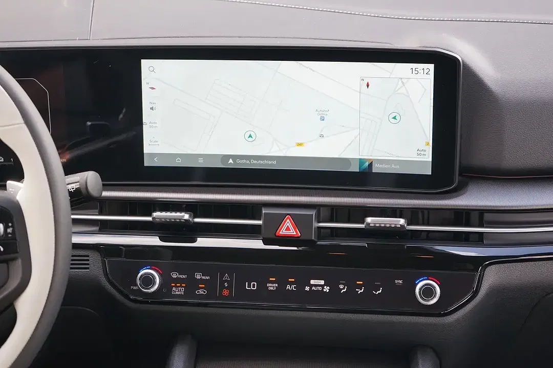 Kia Sportage - Thumbnail 10